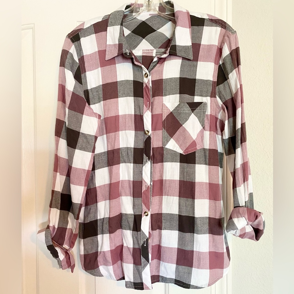 Maurices Pink Black White Plaid Button-Down Shirt